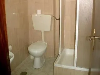 ホテル Al Moniz Água de Pena 3*,