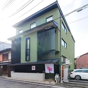 Mio Kyōto